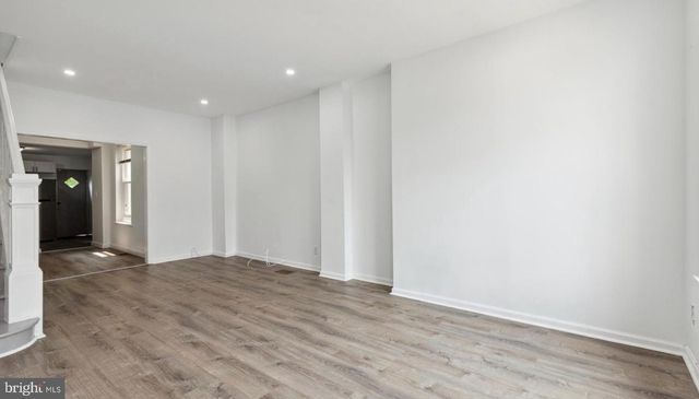 17 S 45TH ST, Philadelphia, PA 19104