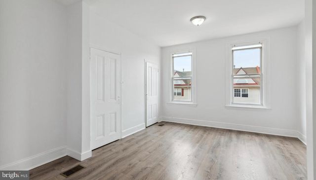 17 S 45TH ST, Philadelphia, PA 19104