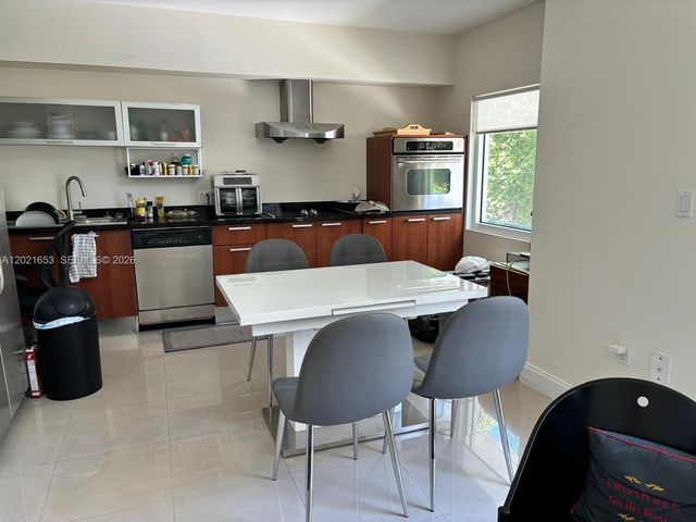 1650 Brickell Ave 110, Miami, FL 33129