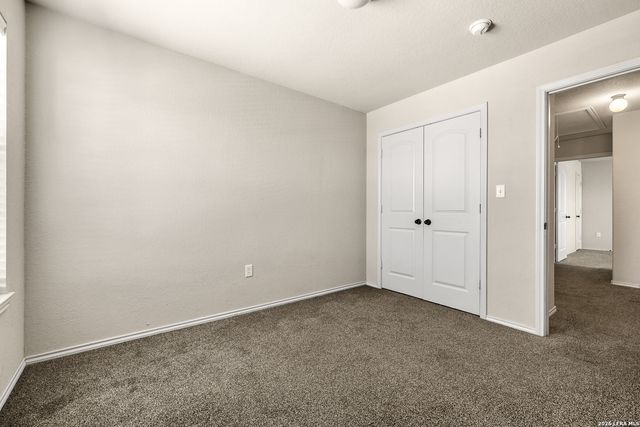 570 CREEKSIDE CIR, New Braunfels, TX 78130