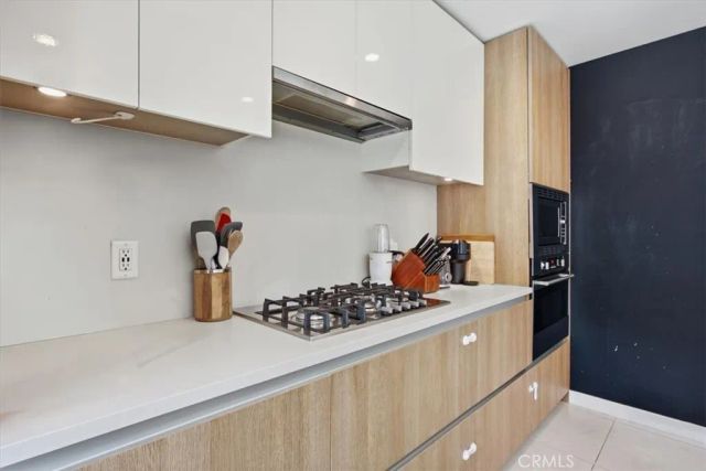 1915 Rockefeller Lane E, Redondo Beach, CA 90278