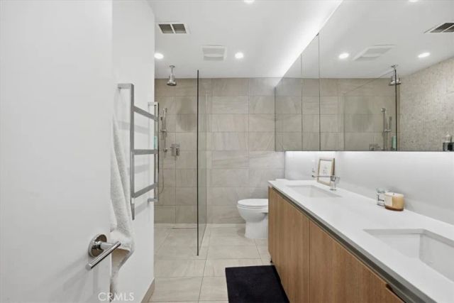 1915 Rockefeller Lane E, Redondo Beach, CA 90278