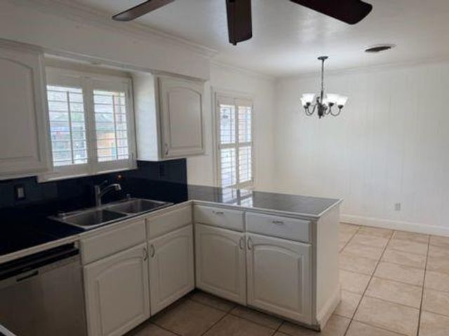 10309 Ivyridge Road, Houston, TX 77043