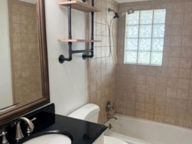 10309 Ivyridge Road, Houston, TX 77043