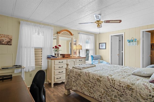 5529 GOLDEN GATE BOULEVARD, Polk City, FL 33868