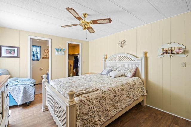 5529 GOLDEN GATE BOULEVARD, Polk City, FL 33868