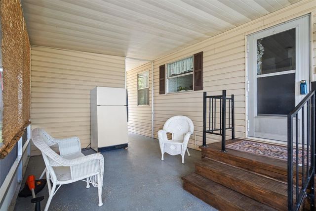 5529 GOLDEN GATE BOULEVARD, Polk City, FL 33868