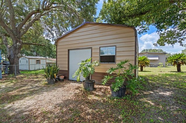 5529 GOLDEN GATE BOULEVARD, Polk City, FL 33868