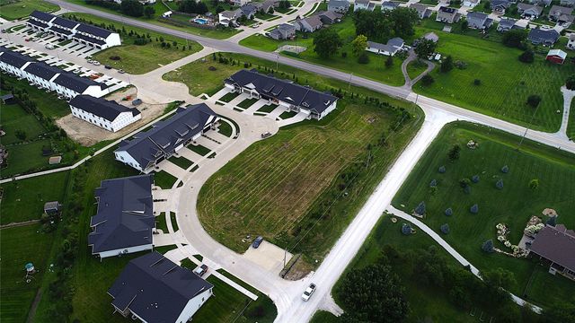 1401 E 28th Street, Norwalk, IA 50211