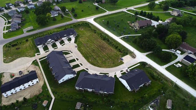 1401 E 28th Street, Norwalk, IA 50211