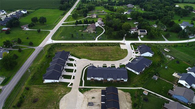 1401 E 28th Street, Norwalk, IA 50211