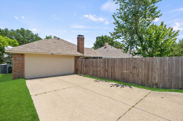 2329 Penrose Drive, Mesquite, TX 75150