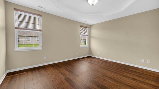 952 Portrait Place, Dyer, IN 46311