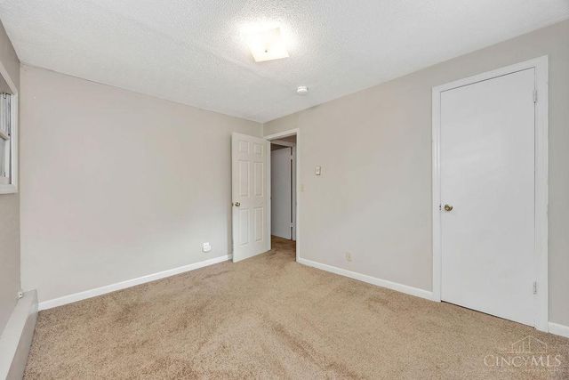 706 S Campus Avenue, Oxford, OH 45056