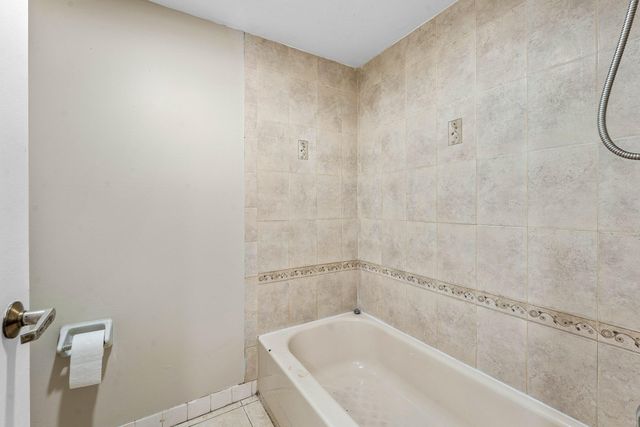 1534 FOREST LAKES Circle D, West Palm Beach, FL 33406