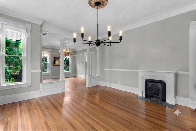 1037 College AVENUE, Racine, WI 53403