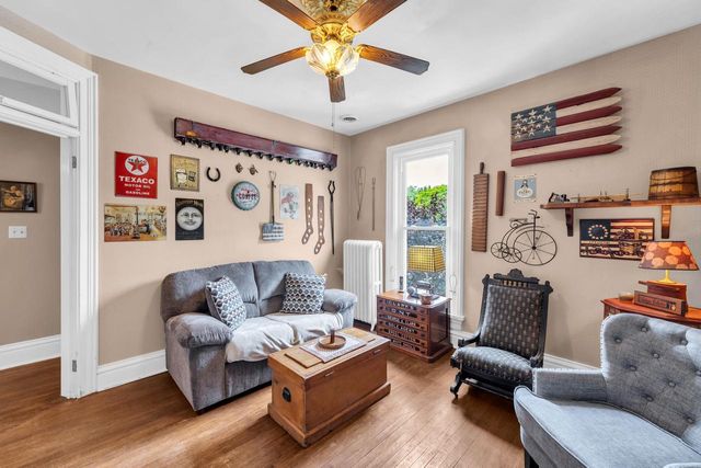 1037 College AVENUE, Racine, WI 53403