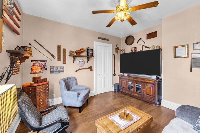 1037 College AVENUE, Racine, WI 53403