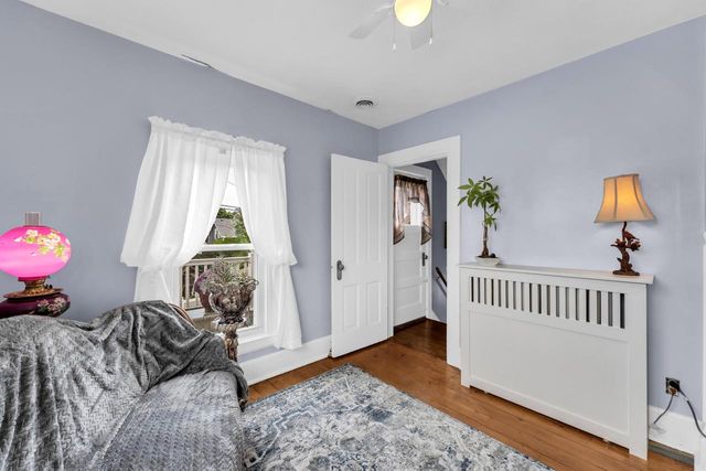 1037 College AVENUE, Racine, WI 53403