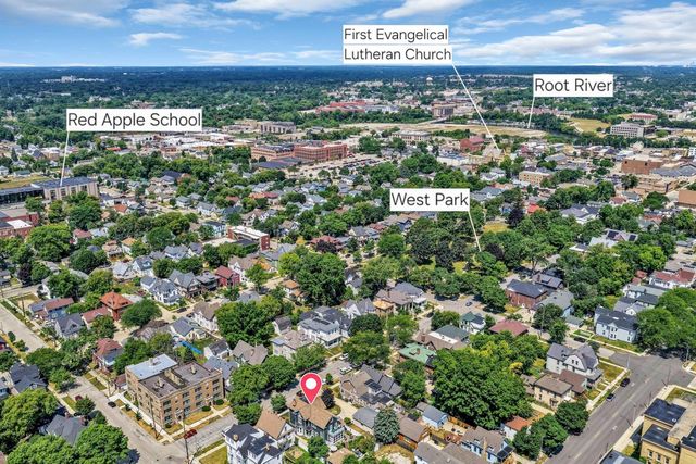 1037 College AVENUE, Racine, WI 53403