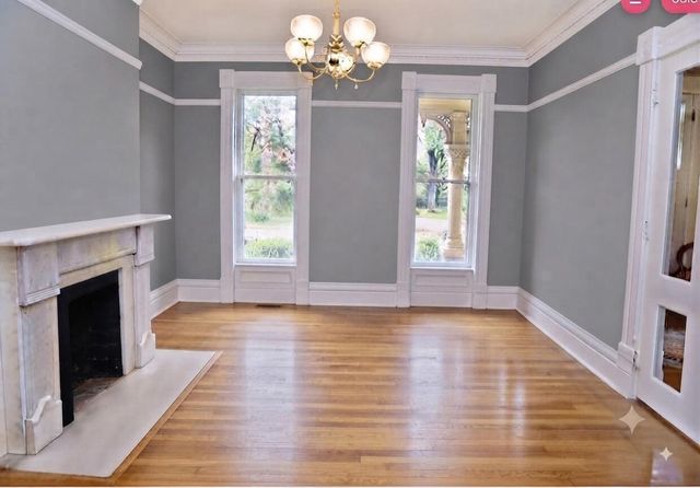 1037 College AVENUE, Racine, WI 53403
