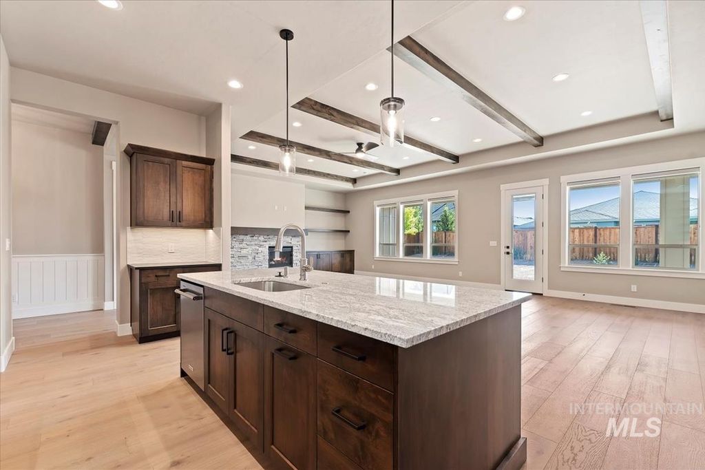 134 S Sunniva, Kuna, ID 83634