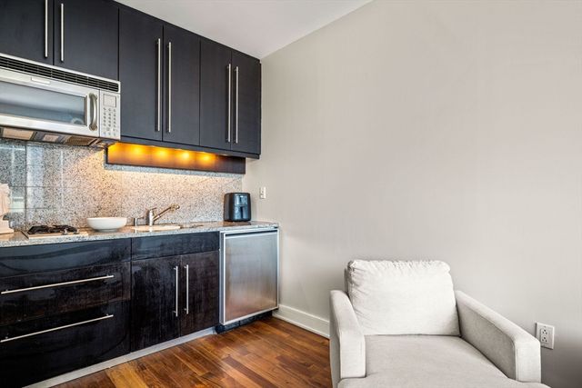 500 Atlantic Ave 14S, Boston, MA 02210