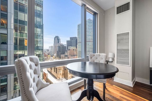 500 Atlantic Ave 14S, Boston, MA 02210