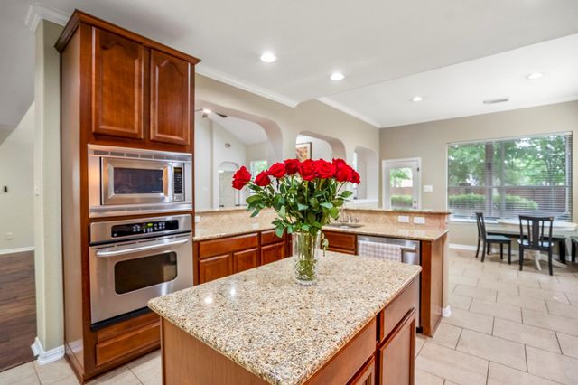 10410 Pitcataway Drive, Spring, TX 77379