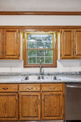 588 Sweeton Hill Rd, Coalmont, TN 37313