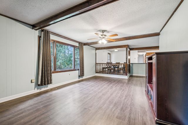 588 Sweeton Hill Rd, Coalmont, TN 37313