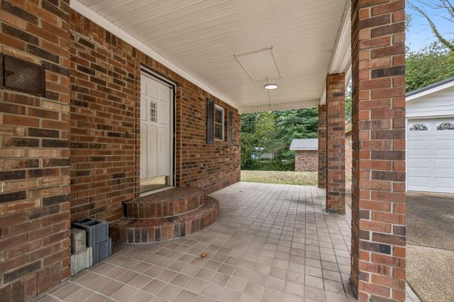 588 Sweeton Hill Rd, Coalmont, TN 37313