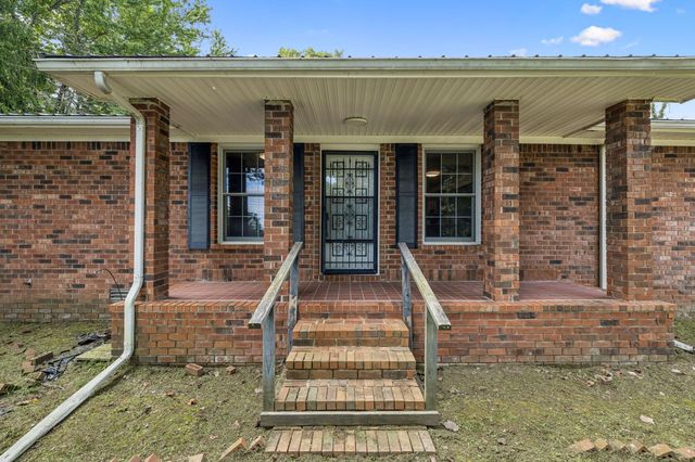 588 Sweeton Hill Rd, Coalmont, TN 37313