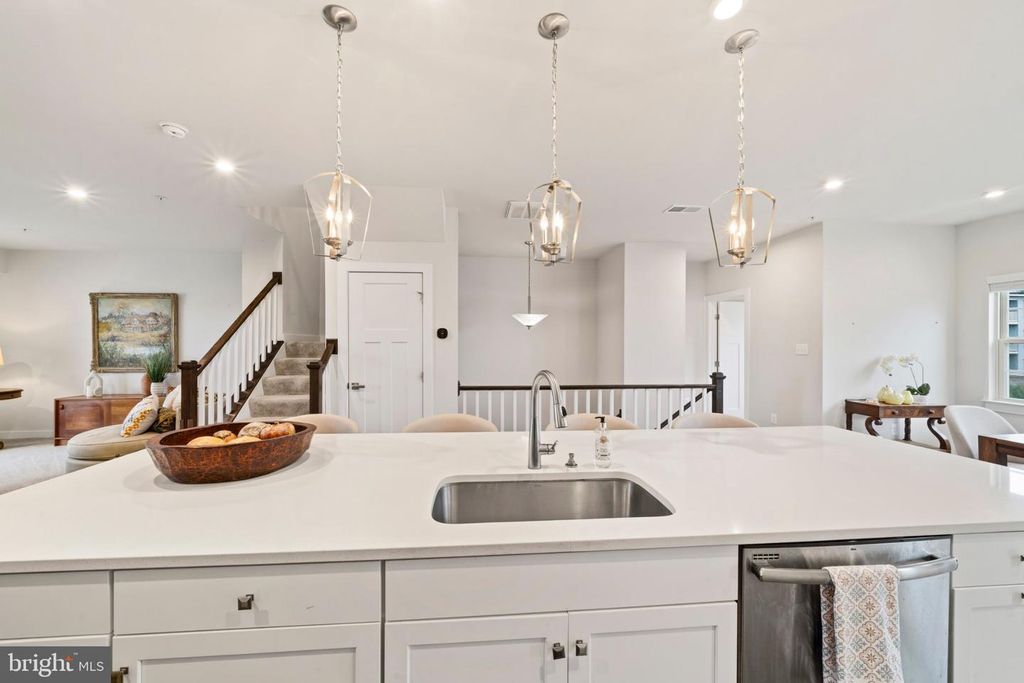 Image 9 of property listing at 6502 WALCOTT, Frederick, MD 21703