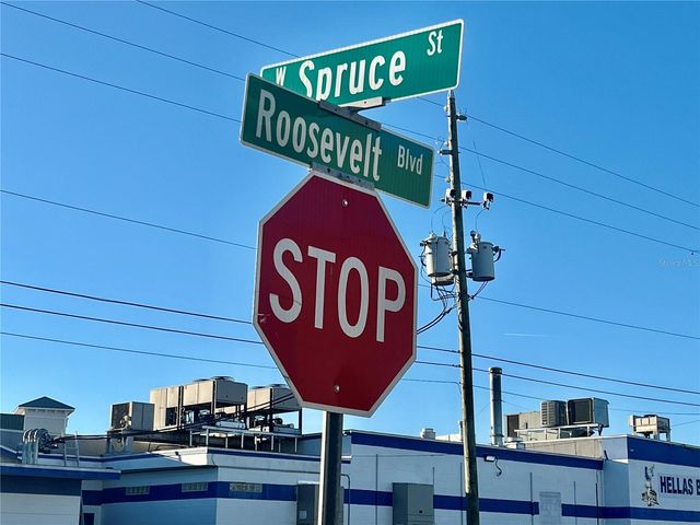 W SPRUCE STREET, Tarpon Springs, FL 34689