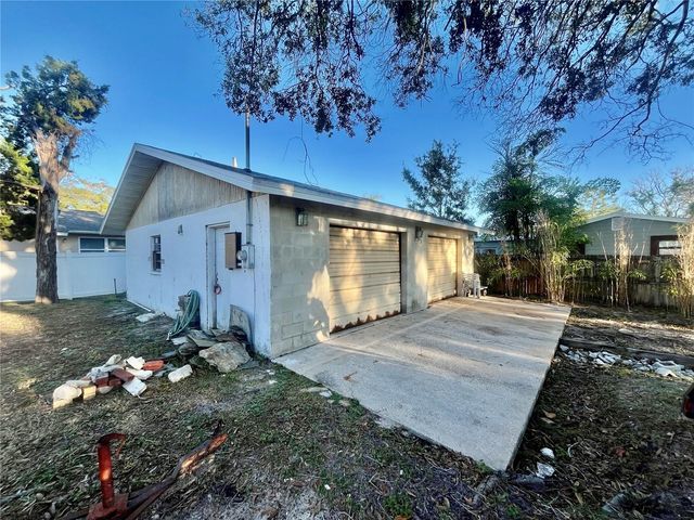W SPRUCE STREET, Tarpon Springs, FL 34689