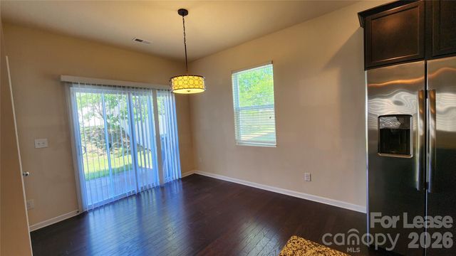 508 Knothole Lane, Charlotte, NC 28214