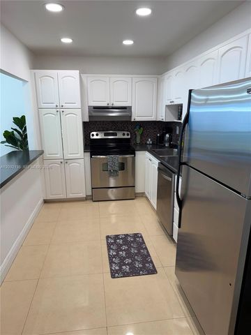 19370 Collins Avenue 911, Sunny Isles Beach, FL 33160