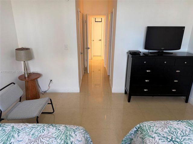 19370 Collins Avenue 911, Sunny Isles Beach, FL 33160