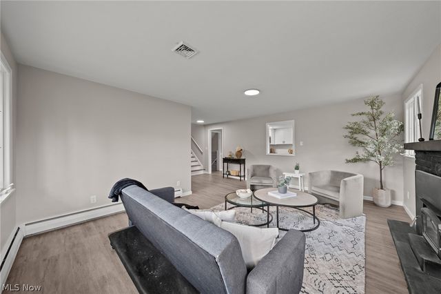 9205 Clearway Street NW, Massillon, OH 44647