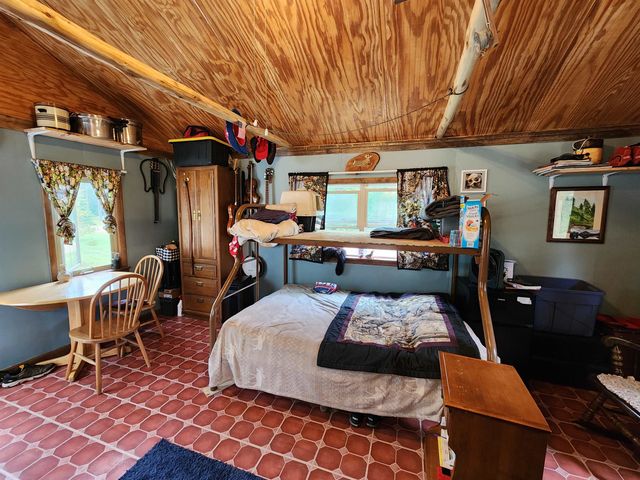 303 N Beverly Drive, Harrison, MI 48625