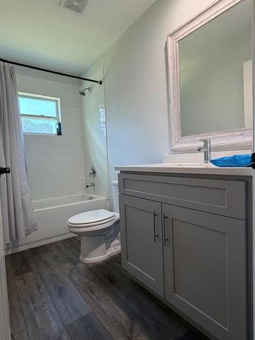 1590 BROWN AVENUE, Orange City, FL 32763