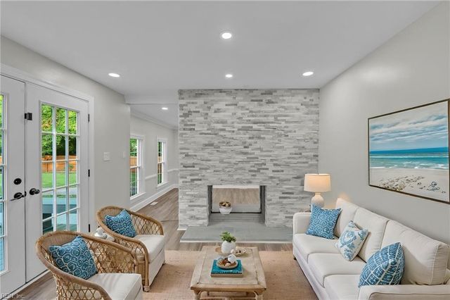 2405 Entrada DR, Virginia Beach, VA 23456