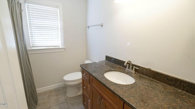 400 Knolls View Drive, Fuquay Varina, NC 27526