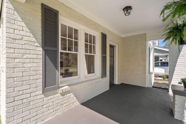 405 S 11th Ave., Hattiesburg, MS 39401