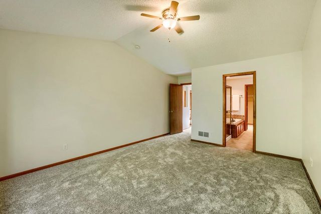 1598 Summit Shores Circle, Burnsville, MN 55306