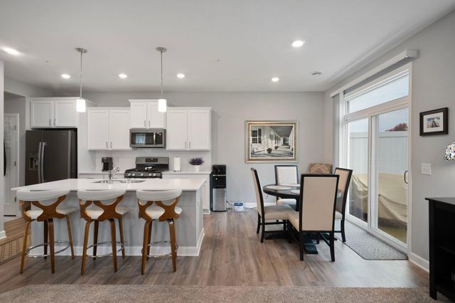 1772 Emerson Court, Chaska, MN 55318