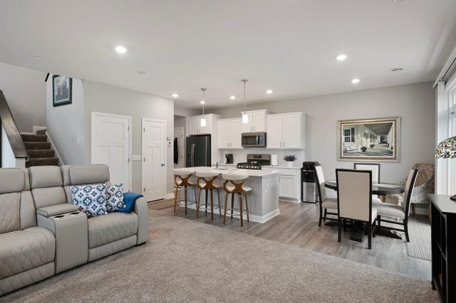 1772 Emerson Court, Chaska, MN 55318