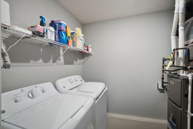 1772 Emerson Court, Chaska, MN 55318