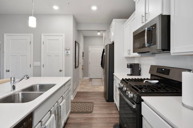 1772 Emerson Court, Chaska, MN 55318